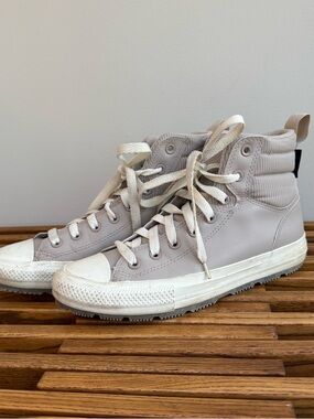 Converse Chuck Taylor All Star Berkshire Boot High Tops Size 41 Men 7.5 Wom 9.5